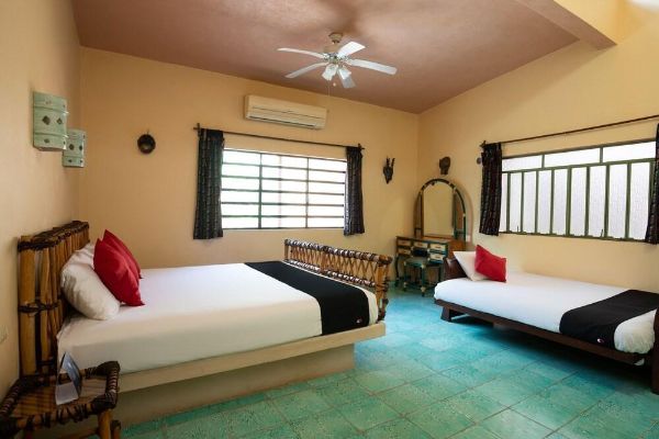 Casa Hamaca GuestHouse (Valladolid)